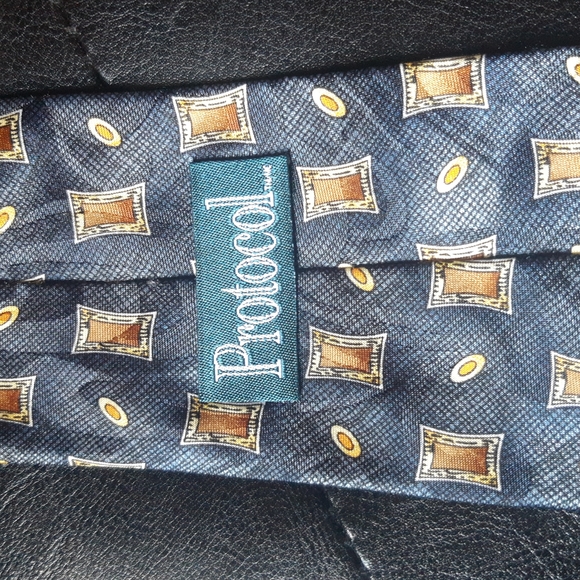 Protocol blue tie - Picture 2 of 6